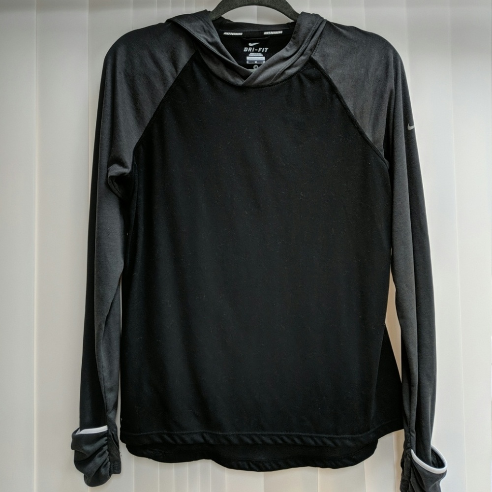 Nike dri fit running hooded top - Picture 7 of 8